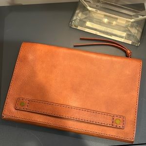 Madewell brown leather clutch
